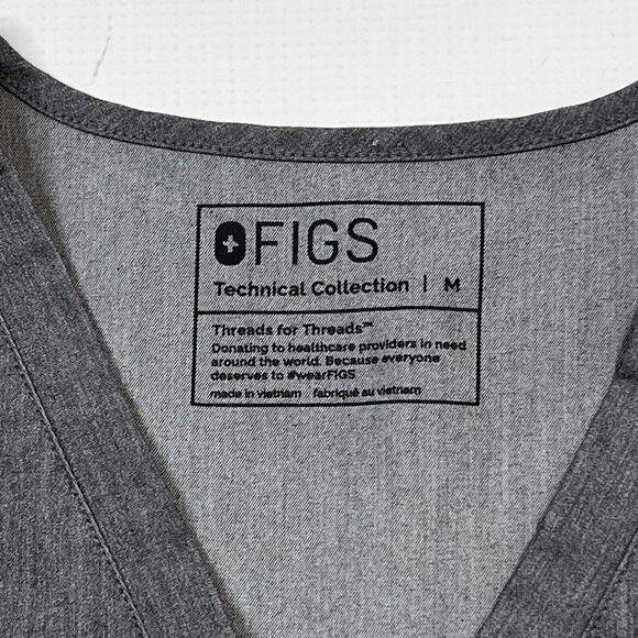 Figs Technical Casma Short Sleeve Scrub Top Gray Womens Medium 3 Pocket FW1100 - Picture 6 of 9